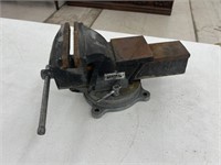 Central Machinery Vise