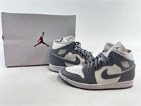 Air Jordan 1 Mid Stealth Women's Size 10 Shoes