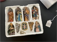 Scott's Crown Accent Porcelain Nativity Set