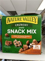 Snack mix crunchy 24 pouches