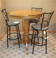 PUB TABLE WITH 3 STOOLS