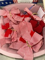 RED AND WHITE BOWS