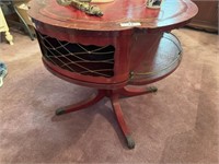 Duncan Phyfe Style Clover Leaf Shaped Table
