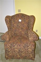 Large Upholstered Arm Chair w/Pillow