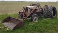 Ford Jubilee Tractor w/Loader