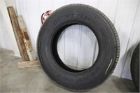 Dunlop 285/75R24.5 SP494 Truck Tire, New