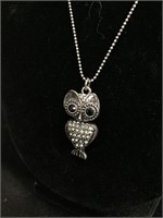 BEJEWELED OWL PENDANT W/ SILVER TONE CHAIN