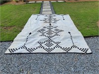 OUTDOOR AREA RUG