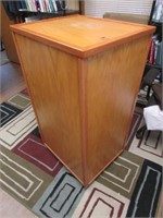 wooden stand & trashcan
