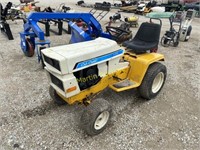 Cub Cadet 1100 Lawn tractor +