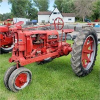 Farmall F14 Tractor - Ran Last Fall