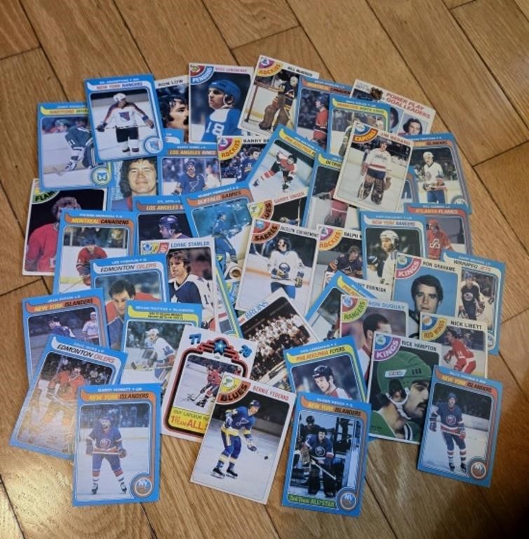 LOT OF 49 VINTAGE HOCKEY CARDS