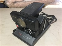 Polaroid SX-70 Land Camera Model 2