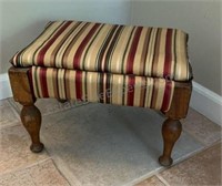 SMALL UPHOLSTERED FOOTSTOOL Note: Fabric Matches