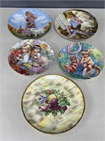 Lot of Collector Plates