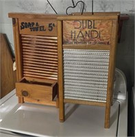 WASHBOARD DECOR