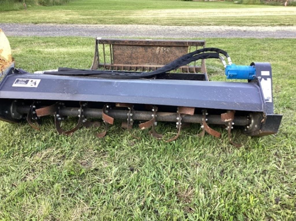 2023 72" Hydraulic Skid Steer