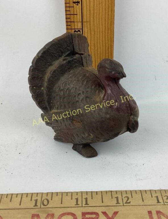 Cast iron turkey still bank