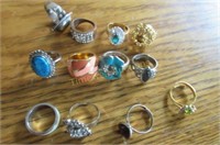 12 costume jewellery rings