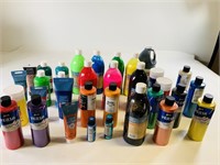 30pcs+ Large collection of misc acrylic paint