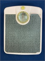 Vintage Dainty Maid scales