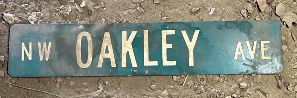 NW Oakley street sign
