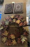 SMALL MOUSE PAD SZ. RUGS, METAL WREATH