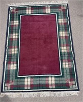 PRETTY AREA RUG MACHINE MADE 4FT X 5FT 8INCH