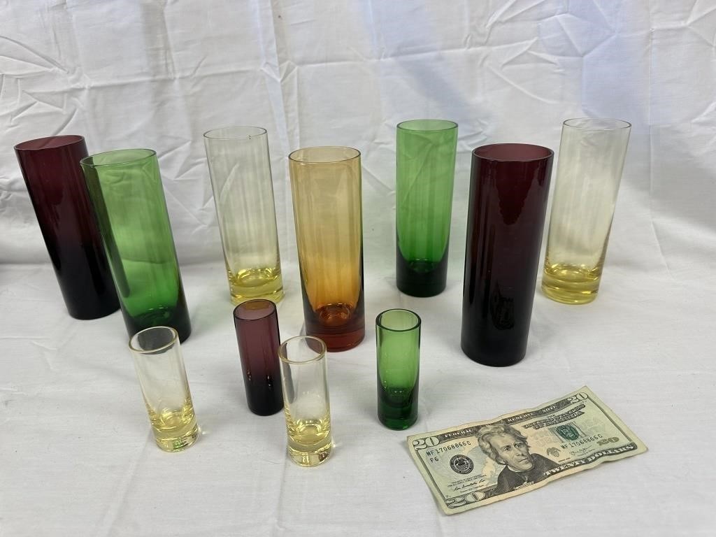 Very Pretty Mixed Color Drinking & Shot Glasses