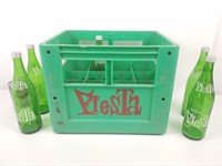 Caisse plastique et 5 bouteilles vintage Fiesta