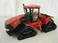 10" Quadtrac die-cast model tractor