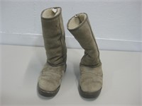 UGG Boots Unknown Size
