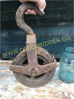Cast iron industrial pulley w/ hook