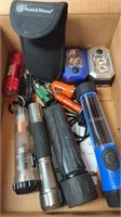 SMITH & WESSON MULTI TOOL & ASSTD FLASHLIGHTS