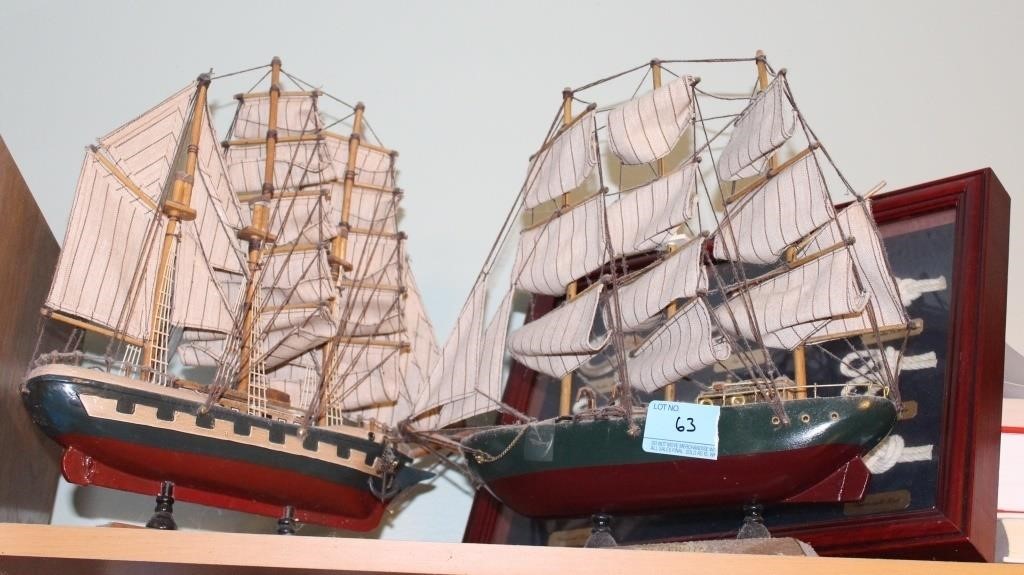2 MODEL TALL SHIPS AND FRAMED KNOT DISPLAY