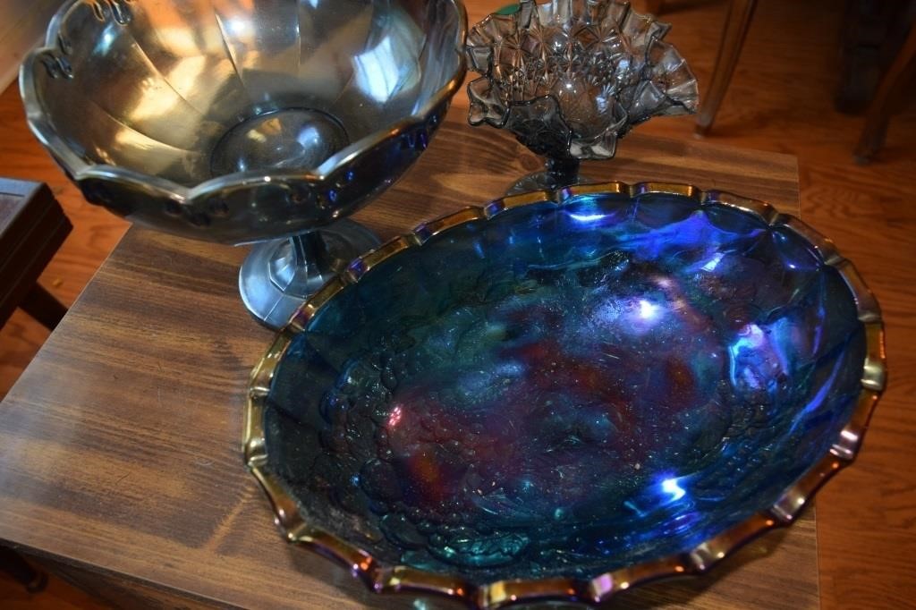 Vintage Glassware 1 Carnival Glass Bowl, 3 pcs