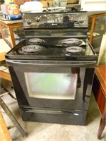 Black Whirlpool, Self-Cleaning Electric Oven