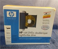 HP 16X DVD÷ double-layer LightScribe drive.