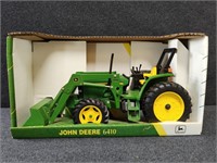 1:16 John Deere 6410 Tractor