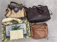 3 western style purses and a tote bag - Blazin