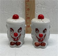 Trash Can Salt & Pepper Shakers - Made in Taiwan