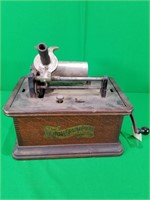 THE COLUMBIA GRAPHOPHONE - ANTIQUE