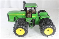 John Deere 9200 Articulating Tractor