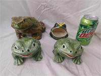4 Ceramic Frogs, Vintage, longest 7"