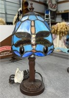 Tiffany style dragonfly desk lamp