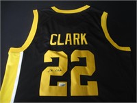 Caitlin Clark signebasketball jersey COA