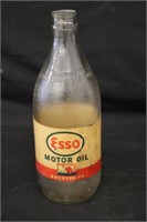 Vintage Esso 1 qt. Oil Bottle