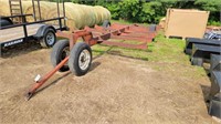 Tricycle front bale wagon