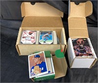 SPORTS TRADING CARDS LOT / MIXED