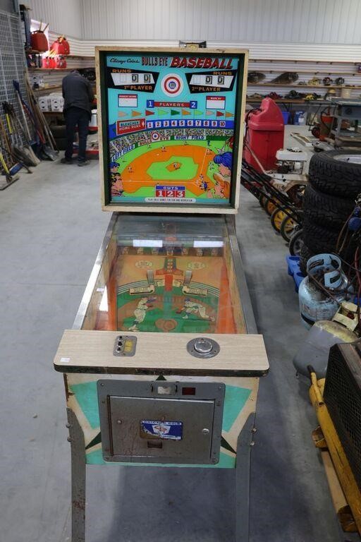 CHICAGO COIN BULLS EYE BASEBALL PINBALL MACHINE